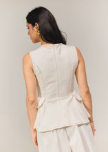 Cargar imagen en el visor de la galería, Blusa cocora blanca