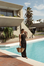 Cargar imagen en el visor de la galería, Blusa viento negro