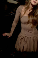 Cargar imagen en el visor de la galería, Vestido london cafe