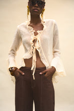 Cargar imagen en el visor de la galería, Blusa coveñas amarillo