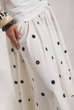 Cargar imagen en el visor de la galería, Falda Rumba Puntos