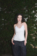 Cargar imagen en el visor de la galería, Blusa catedral