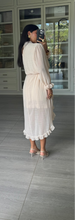 Cargar imagen en el visor de la galería, Vestido Sazon Crema