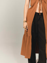 Cargar imagen en el visor de la galería, Blusón Brisas café