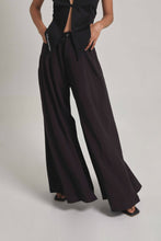 Cargar imagen en el visor de la galería, Pantalón Luciana negro