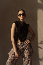 Cargar imagen en el visor de la galería, TOP ORIENTAL NEGRO