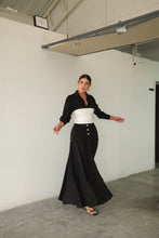 Cargar imagen en el visor de la galería, Falda Renata negro