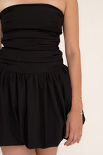 Cargar imagen en el visor de la galería, Vestido miranda negro