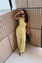Cargar imagen en el visor de la galería, Pantalon francesca amarillo