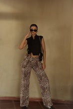 Cargar imagen en el visor de la galería, LEOPARD PANT