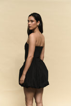 Cargar imagen en el visor de la galería, Vestido abril negro