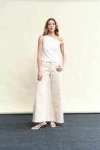 Cargar imagen en el visor de la galería, Pantalon versalles beige