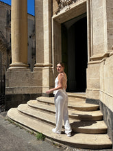Cargar imagen en el visor de la galería, Blusa viento blanca