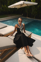 Cargar imagen en el visor de la galería, Vestido salgar negro