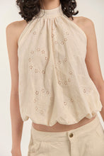 Cargar imagen en el visor de la galería, Blusa Palometa Beige
