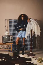 Cargar imagen en el visor de la galería, Chaqueta Macondo Denim Oscuro
