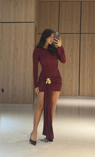 Cargar imagen en el visor de la galería, Vestido Caracola Vinotinto
