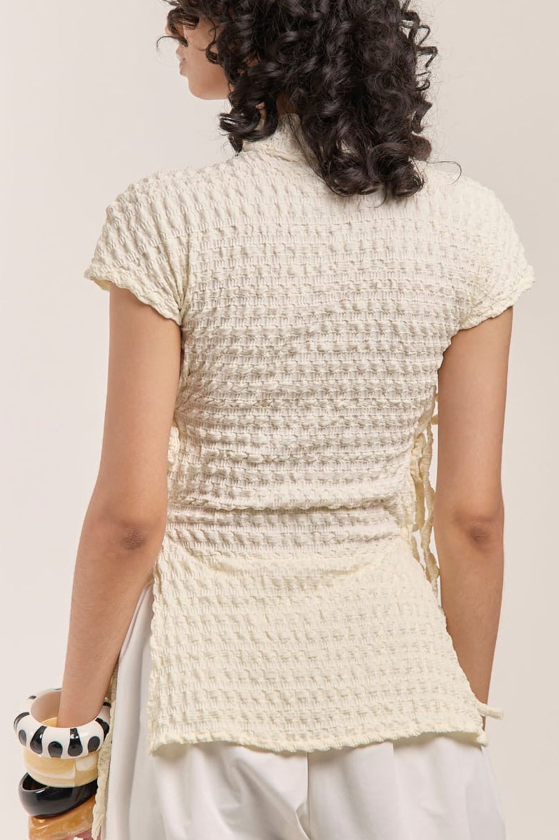 Blusa Inia Crema