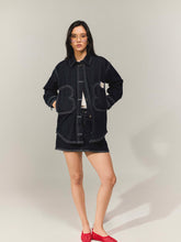Cargar imagen en el visor de la galería, B jacket azul oscuro (oversize)
