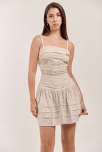 Cargar imagen en el visor de la galería, Vestido Bosque Sagrado Beige
