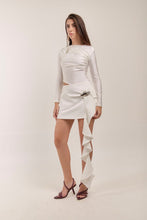 Cargar imagen en el visor de la galería, Falda Ritual Blanca
