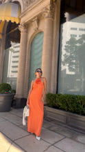 Cargar imagen en el visor de la galería, Vestido Jardín Naranja
