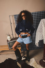 Cargar imagen en el visor de la galería, Chaqueta Macondo Denim Oscuro
