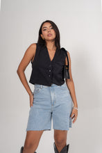 Cargar imagen en el visor de la galería, Bermuda Jean

