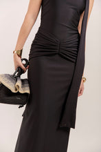 Cargar imagen en el visor de la galería, Vestido Serena Negro
