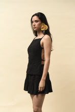 Cargar imagen en el visor de la galería, Blusa viento negro
