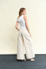 Cargar imagen en el visor de la galería, Pantalon versalles beige
