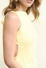 Cargar imagen en el visor de la galería, Vestido madame amarillo
