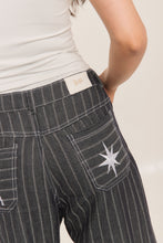Cargar imagen en el visor de la galería, Jean La Calle Denim Rayas
